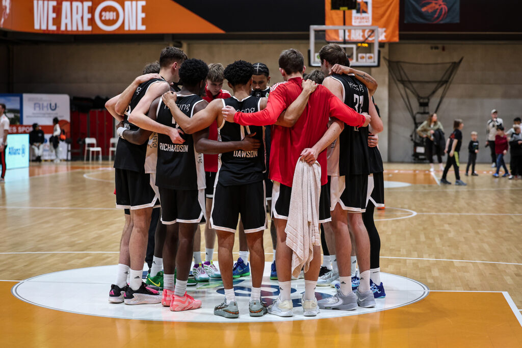 Kangaroos reisen zum Team der Stunde