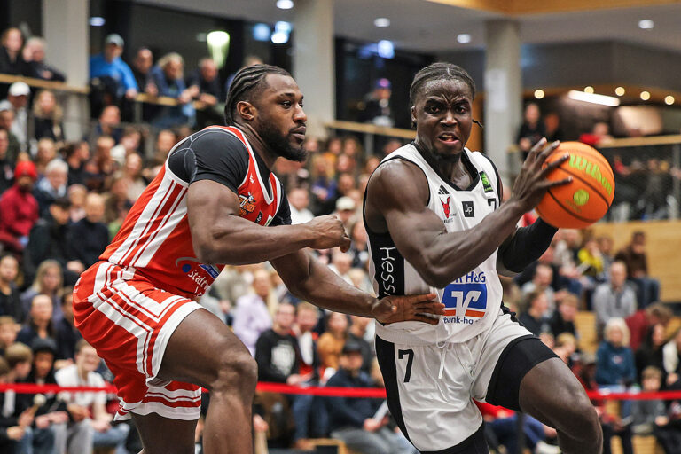 Kangaroos wollen in Langen Schritt in die Play-Offs machen